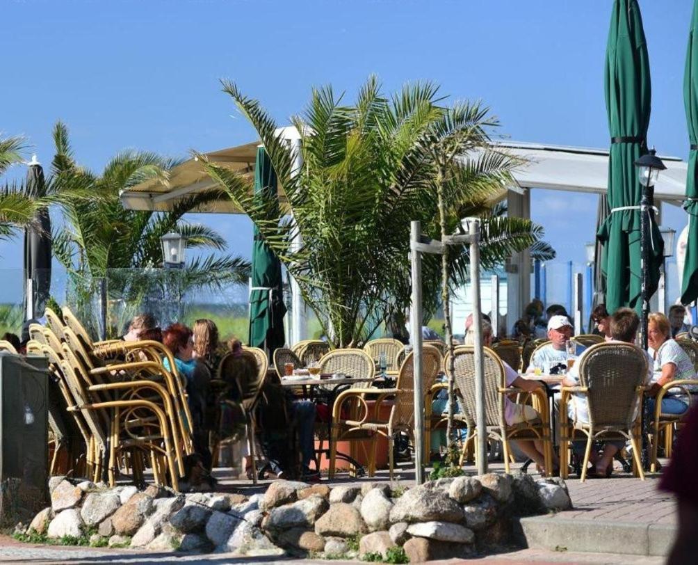 Schicke Fewo 150M Vom Strand Kostenlos Wlan Grosses Schwimmbad Sauna Cuxhaven Exterior foto